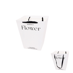 White Flower Bag with Ribbon Handles 34x29x24cm