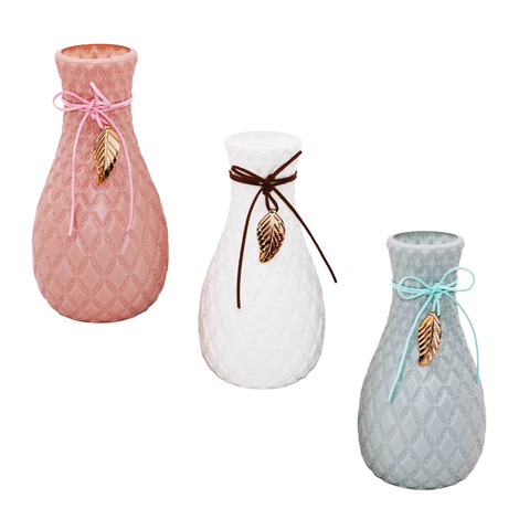 Plastic Vase with Diamond Texture & Leaf 22cm